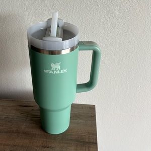 Stanley 40 oz Quencher H2.0 Flowstate